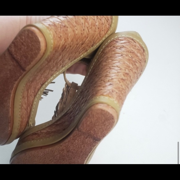 ELECTRIC KARMA Feather Accent Wedge Sandals!NEW! - Picture 5 of 6